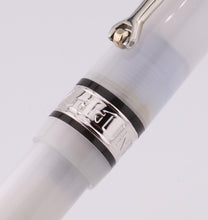 Load image into Gallery viewer, 45235204