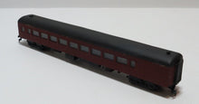 Load image into Gallery viewer, Multiple HO Model Train Boxcar Collection from AHM, Megow, Laconia, and Con-Cor
