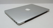 Load image into Gallery viewer, Apple MacBook Pro Retina Display Core i5 2.4GHz 8GB 256GB 13&quot; ME865LL/A - Silver
