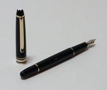 Load image into Gallery viewer, Montblanc Meisterstuck Gold-Coated Fountain Pen 4810 14K 585 (Germany)
