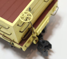 Load image into Gallery viewer, Aristo-Craft Art Wood Gondola Limited Edition 81096 G Scale
