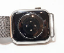 Load image into Gallery viewer, Apple Watch Series 9 Stainless Steel Case 45mm (GPS + Cellular) Milanese Loop
