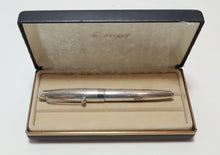 Load image into Gallery viewer, Pilot Namiki Butterfly Fountain Pen 18K 750 A898 Nib (Butterflies)
