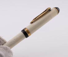 Load image into Gallery viewer, 46126501
