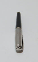 Load image into Gallery viewer, S.T. DuPont Laque De Chine Rollerball (Fine-Liner Marker)
