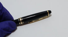 Load image into Gallery viewer, Montblanc Meisterstuck Classic Set (LeGrand Fountain, Rollerball, Ballpoint)
