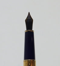 Load image into Gallery viewer, Montblanc Meisterstuck Solitaire Vermeil Fountain Pen 4810 18K 750 (Gold/Blue)
