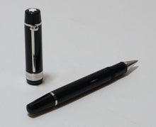 Load image into Gallery viewer, Montblanc Donation Pen Homage to Frederic Chopin Special Edition Rollerball Pen
