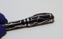 Load image into Gallery viewer, Visconti Istos Aracnis Art Nouveau Spider Web 14K Firenze 585 Fountain Pen
