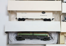 Load image into Gallery viewer, Lot of 21x Bachmann, AHM, Tyco, Mantua HO Scale Model Train Bundle
