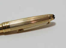 Load image into Gallery viewer, Montblanc Meisterstuck Solitaire Vermeil Fountain Pen 4810 18K 750 (Gold/Blue)
