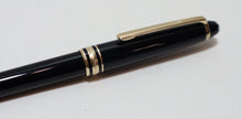 Load image into Gallery viewer, Montblanc Meisterstuck Gold-Coated Fountain Pen 4810 14K 585 (Germany)
