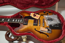 Load image into Gallery viewer, Gibson ES-335 Figured Iced Tea Semi-hollowbody Electric Guitar
