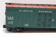 Load image into Gallery viewer, Aristo-Craft Railway Express Agency Wooden Reefer 46601 G Scale
