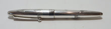 Load image into Gallery viewer, Pilot Namiki Butterfly Fountain Pen 18K 750 A898 Nib (Butterflies)
