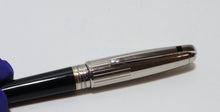 Load image into Gallery viewer, S.T. DuPont Laque De Chine Rollerball (Fine-Liner Marker)
