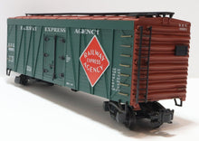 Load image into Gallery viewer, Aristo-Craft Railway Express Agency Wooden Reefer 46601 G Scale
