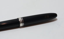 Load image into Gallery viewer, OMAS Ogiva HT Striped/Ribbed Celluloid Rollerball Pen (Black)
