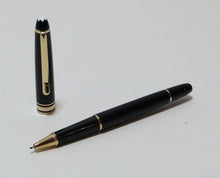 Load image into Gallery viewer, Montblanc Meisterstuck Classic Set (LeGrand Fountain, Rollerball, Ballpoint)
