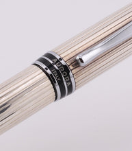 Load image into Gallery viewer, 46118492
