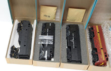 Load image into Gallery viewer, Athearn 3x 47A Dummy Engines and 1x Passenger Car HO Model Train Lot
