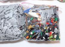 Load image into Gallery viewer, Bulk Legos Mixed - Approximately 20.5 lbs (Pounds)
