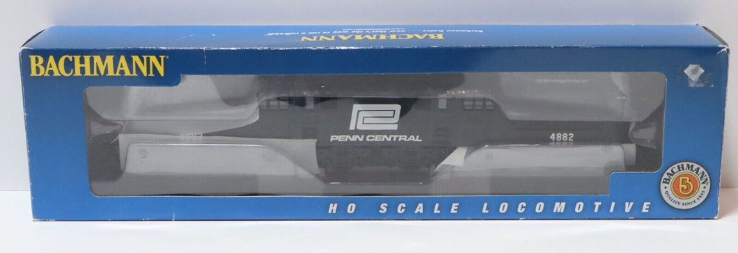 Bachmann 65205 HO GG1 Scale Locomotive Penn Central 4882 Black w White Lettering