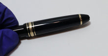 Load image into Gallery viewer, Montblanc Meisterstuck Classic Set (LeGrand Fountain, Rollerball, Ballpoint)
