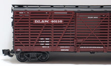 Load image into Gallery viewer, Aristo-Craft D.L. &amp; W. Wood Stock Car 46116 G Scale (Lackawanna Railroad)
