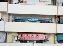 Load image into Gallery viewer, Lot of 21x Bachmann, AHM, Tyco, Mantua HO Scale Model Train Bundle
