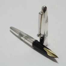 Load image into Gallery viewer, Pilot Namiki Butterfly Fountain Pen 18K 750 A898 Nib (Butterflies)
