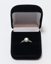 Load image into Gallery viewer, Tacori Round Bloom Engagement Ring 18K White Gold Setting (1ct Cubic Zirconia)
