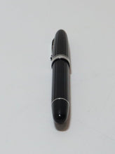 Load image into Gallery viewer, OMAS Ogiva HT Striped/Ribbed Celluloid Rollerball Pen (Black)
