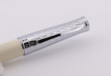 Load image into Gallery viewer, 46051926
