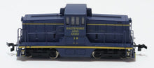 Load image into Gallery viewer, Bachmann Spectrum Baltimore and Ohio Diesel Switcher 19 HO Scale 41-0802-12
