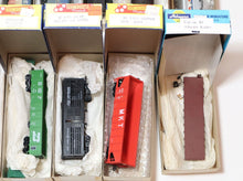 Load image into Gallery viewer, Lot of 15x Box Cars, Tanks &amp; More from Roundhouse, AHM, Athearn, Bachmann - HO
