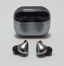 Load image into Gallery viewer, Samsung Galaxy Buds 3 Pro Wireless Earbud Headphones SM-R630 Silver
