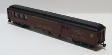 Load image into Gallery viewer, Multiple HO Model Train Boxcar Collection from AHM, Megow, Laconia, and Con-Cor
