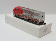 Load image into Gallery viewer, Bachmann 2x 307 Santa Fe Diesel Engines and 1x 866 Union Pacific GP-40
