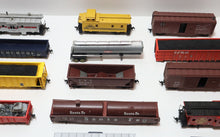 Load image into Gallery viewer, Lot 31x Assorted Model Train Cars HO Scale Horn Hook Couplers (Rolling Stock)
