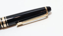 Load image into Gallery viewer, Montblanc Meisterstuck Gold-Coated Fountain Pen 4810 14K 585 (Germany)
