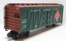 Load image into Gallery viewer, Aristo-Craft Railway Express Agency Wooden Reefer 46601 G Scale
