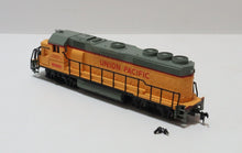 Load image into Gallery viewer, Bachmann 2x 307 Santa Fe Diesel Engines and 1x 866 Union Pacific GP-40
