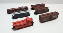 Load image into Gallery viewer, Lot 31x Assorted Model Train Cars HO Scale Horn Hook Couplers (Rolling Stock)
