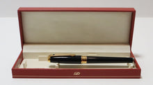 Load image into Gallery viewer, S.T. Dupont Olympio Laque de Chine Fountain Pen Black/Gold (Paris)
