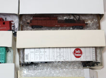 Load image into Gallery viewer, Lot of 21x Bachmann, AHM, Tyco, Mantua HO Scale Model Train Bundle
