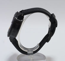 Load image into Gallery viewer, U-Boat Sommerso 46mm Ref. 9015 Calibro U-28 300MT Black w/ Cream Markers

