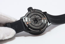 Load image into Gallery viewer, U-Boat Sommerso 46mm Ref. 9015 Calibro U-28 300MT Black w/ Cream Markers
