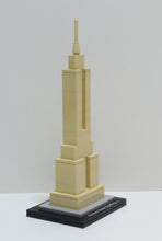Load image into Gallery viewer, LEGO Architecture Empire State Building 21002 with Instructions
