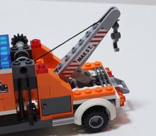 Load image into Gallery viewer, LEGO City Tow Truck 7638 with Instructions
